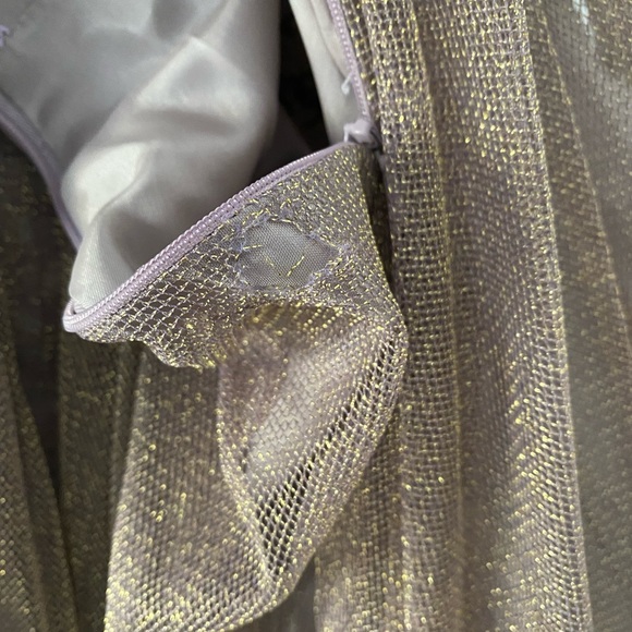 Cassandra Stone by Mac Duggal - Picture 5 of 5